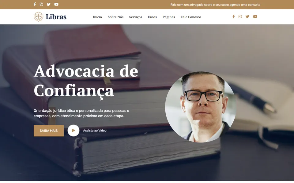 Página inicial do modelo de site Libras Clássico, para advocacia