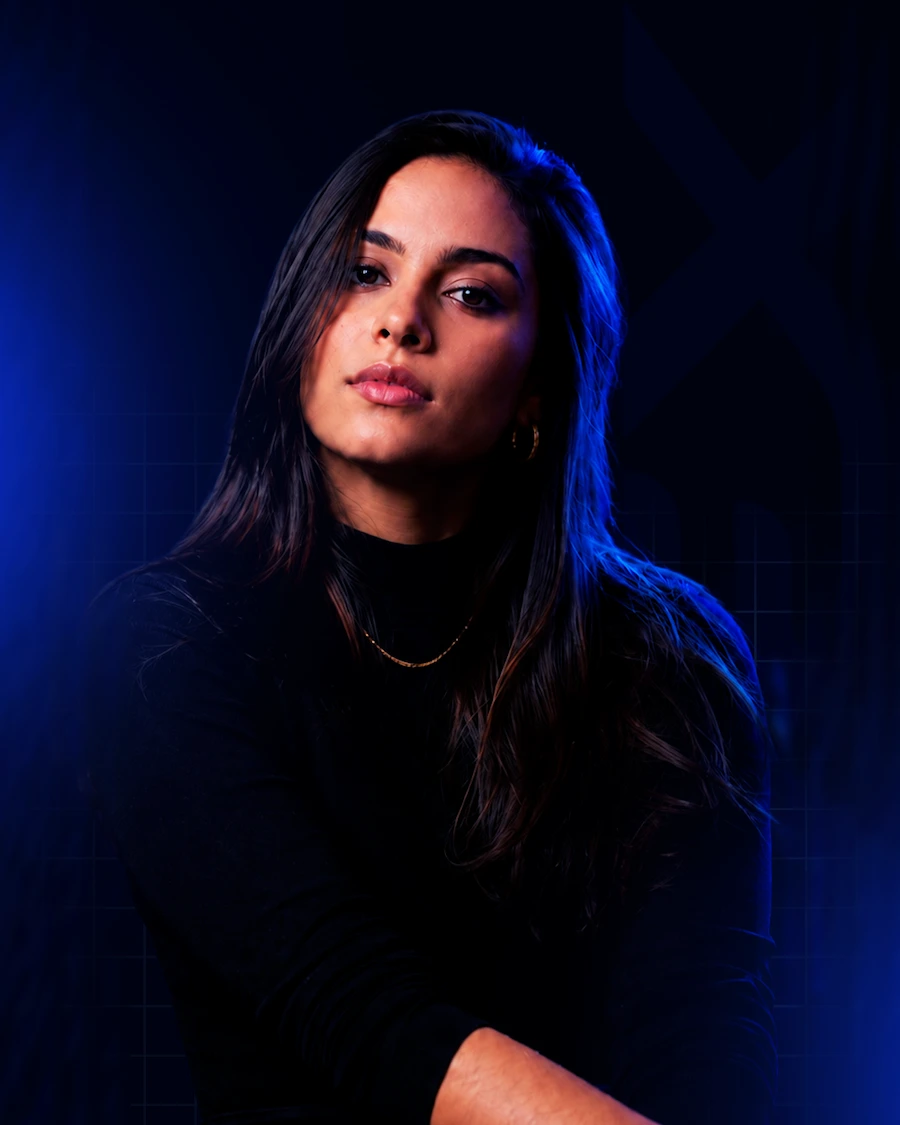 Mariana Oliveira, Relacionamento ao Cliente da VEX Growth